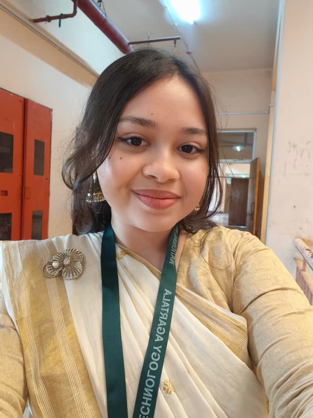 Anshika Debnath Profile Photo